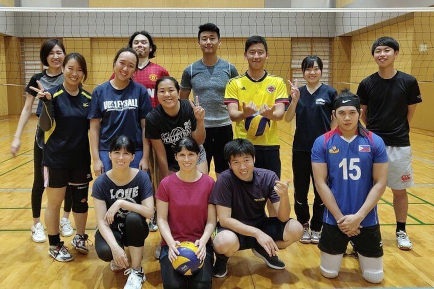 Volleyball in Osaka with local players!