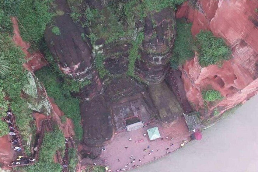 Leshan Giant Buddha Tour and Special Food