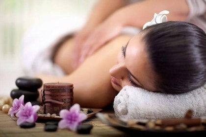 Massage relaxant complet du corps de 120 minutes + Massage de la tête + Mas...
