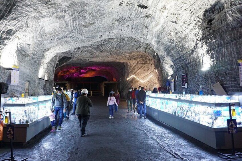 Tour to the Salt Cathedral of Zipaquirá - Hotel Pickup + Tickets