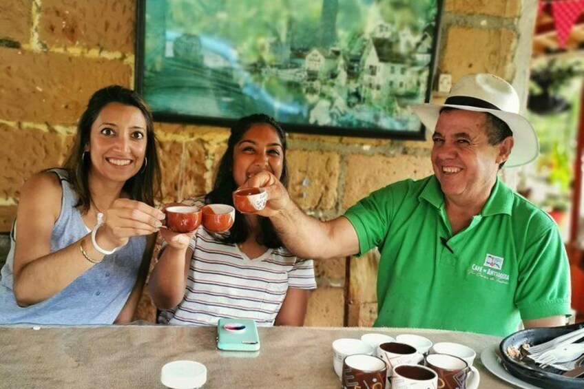 Private Coffee Farm & Horseback Riding Tour: All in one great day