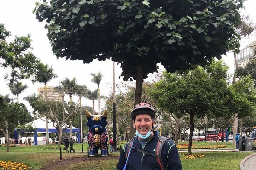 Lima Bike Tour Miraflores - Barranco + Huaca Pucllana!