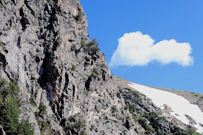 Glacier Hiking & Geothermal Cave Pools + Pictures Day Tour in Idaho Springs