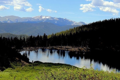 Glacier Hiking & Geothermal Cave Pools + Pictures Day Tour in Idaho Springs