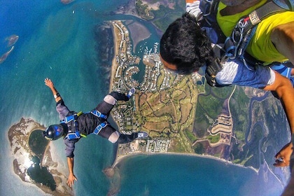 Extreme 12000ft Tandem Jump (45 seconds free fall)