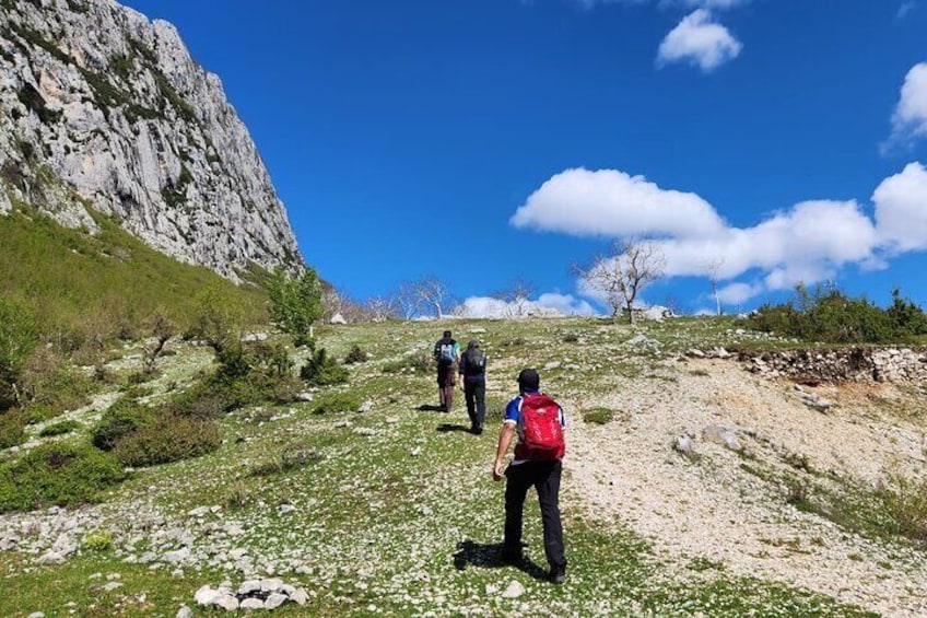 Hiking day tour of Bovilla Lake & Gamti Mountain from Tirana