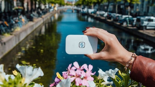 Amsterdam: Unlimited 4G Internet in the EU with Pocket WiFi