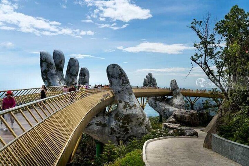 PRIVATE Golden Bridge & Ba Na Hills full day from Danang City