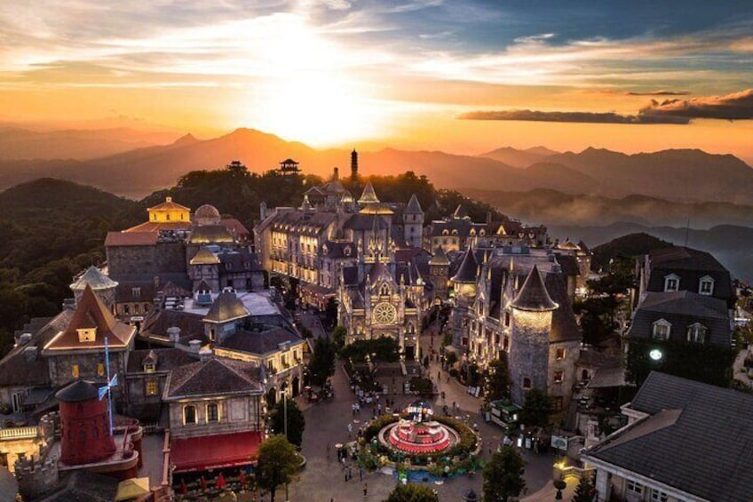 PRIVATE Golden Bridge & Ba Na Hills full day from Danang City