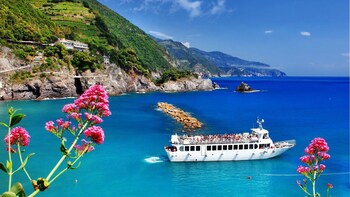 Small-Group Cinque Terre Day Trip from Pisa
