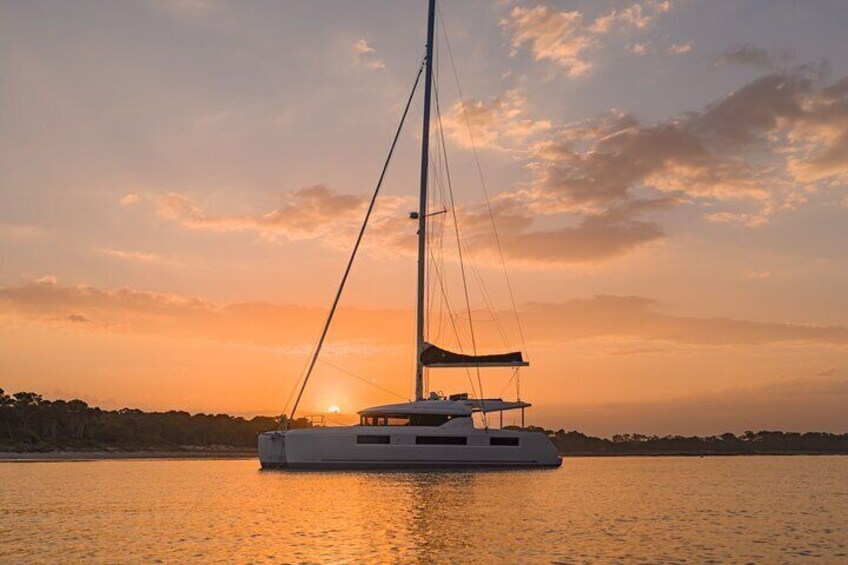 Athens Semi-Private Full day cruise with a sailing catamaran