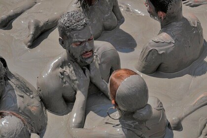 Mud Volcano, Beach Time and Gastronomic Private Experience from Cartagena