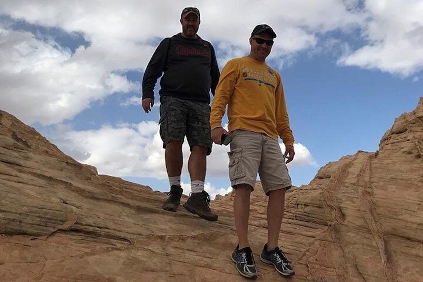 Valley of Fire Family/Friends Adventure Hiking Tour