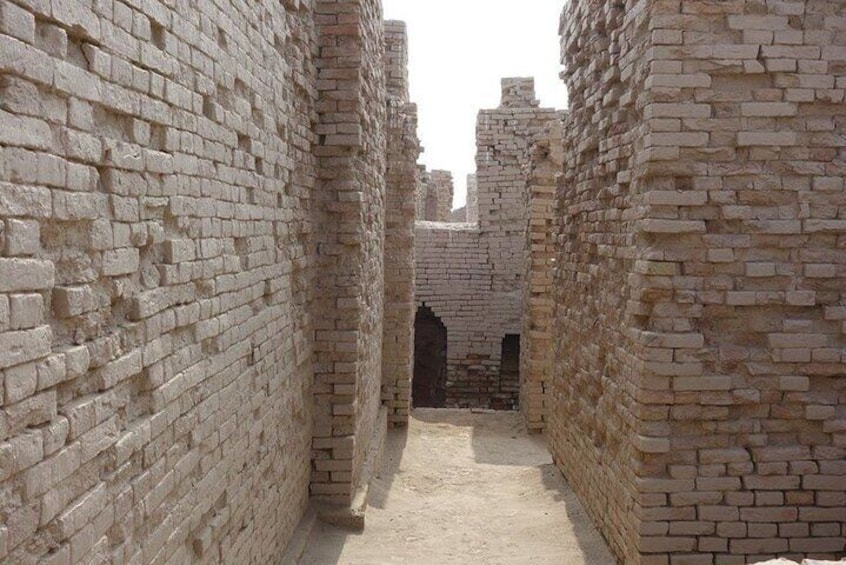 Streets of Mohenjo-Daro