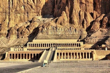 4Nights Cruise Luxor, Aswan, Abu simbel, Balloon,and Tours By Bus From Hurg...