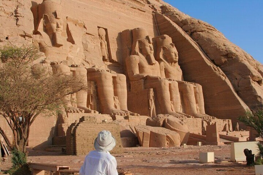 4Nights Cruise Luxor, Aswan, Abu simbel, Balloon,and Tours By Bus From Hurghada