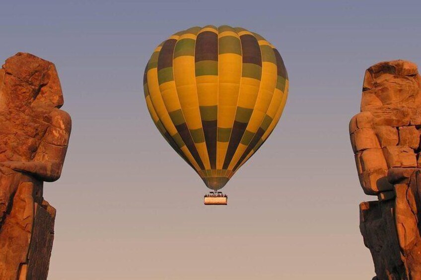 Package Hot Air Balloon and 5 More Attractions ( Luxor Full Day Tour )From Luxor
