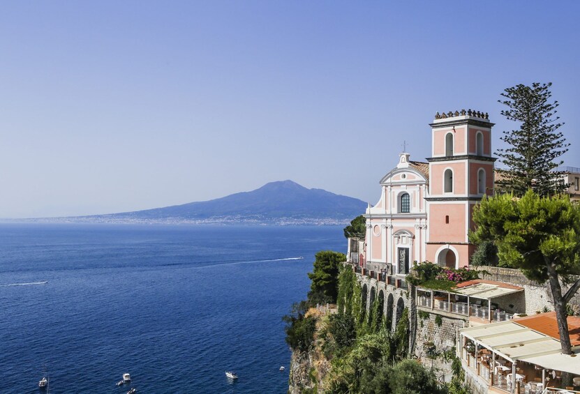 Pompeii, Sorrento and Positano - Deluxe Group Tour