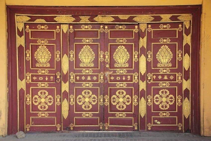 A Day Aglag Buteel Temple