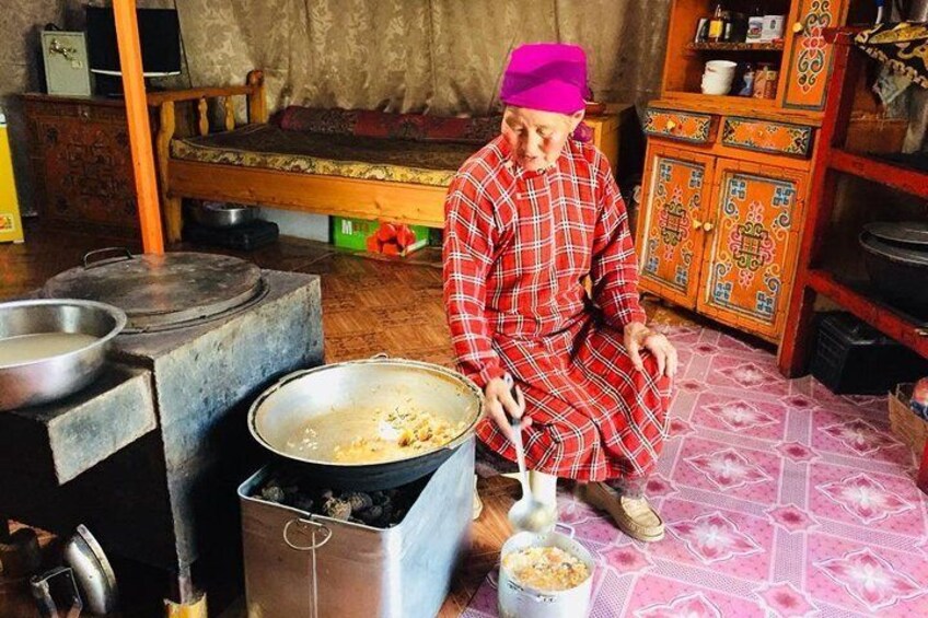 10 Days Gobi Desert and Express Mongolia