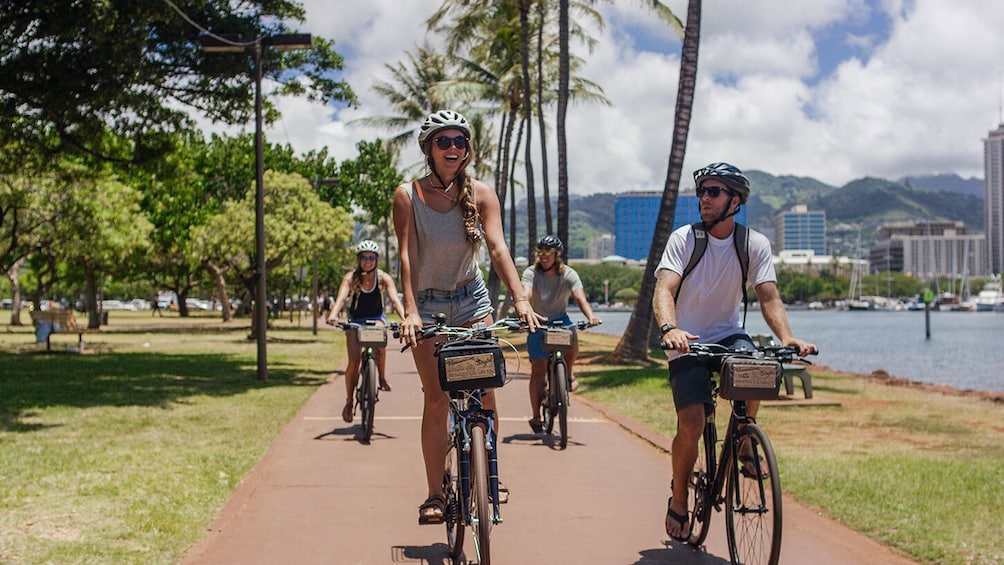 Go Oahu All-Inclusive: 45+ Attractions in 1 Pass