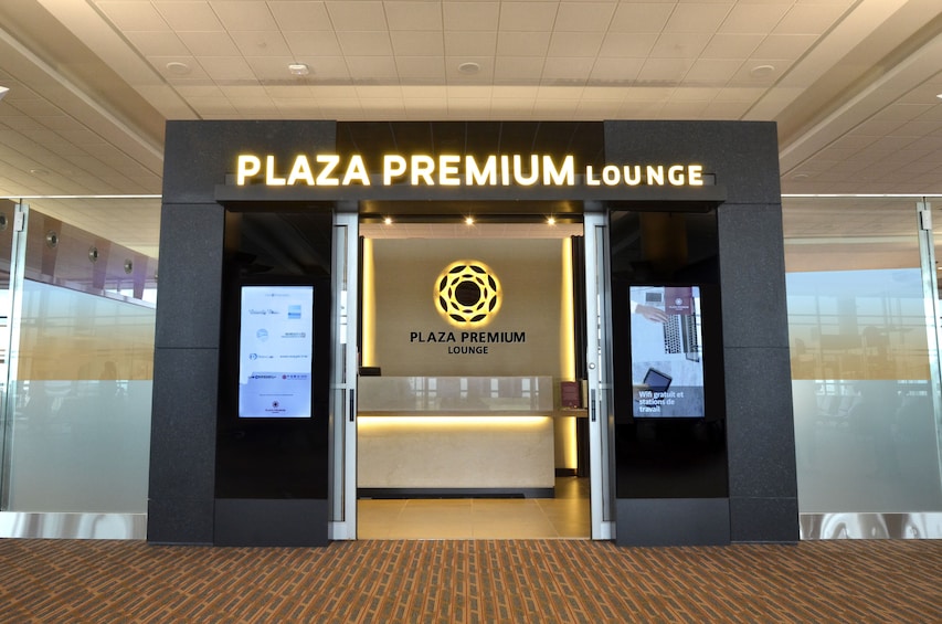 Plaza Premium Lounge Winnipeg Richardson Int' Airport (YWG)