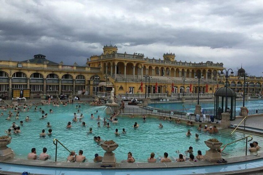 Private Budapest Day Trip from Vienna