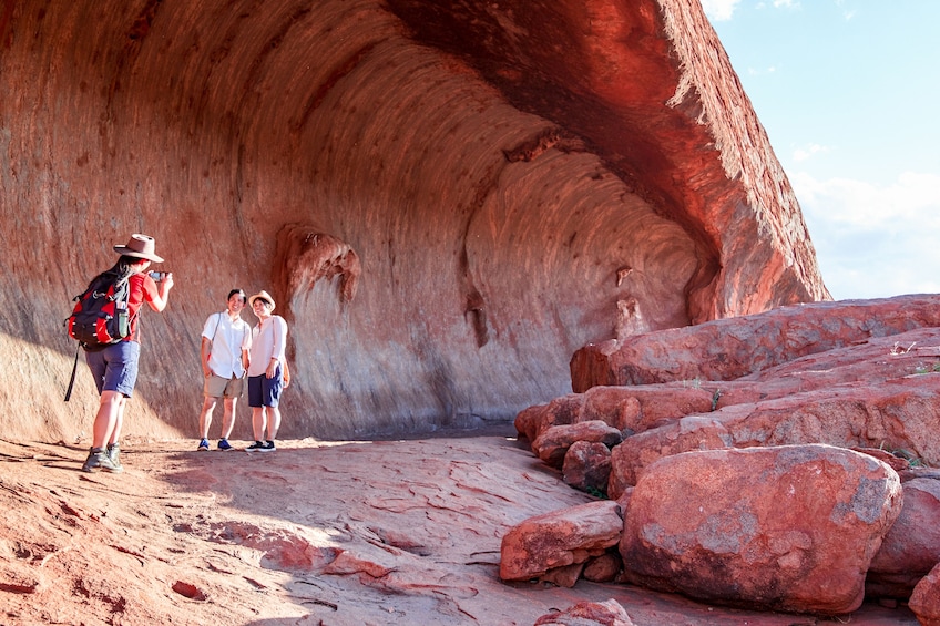 Half-Day Uluru Morning Guided Base Walking Tour 10.5km