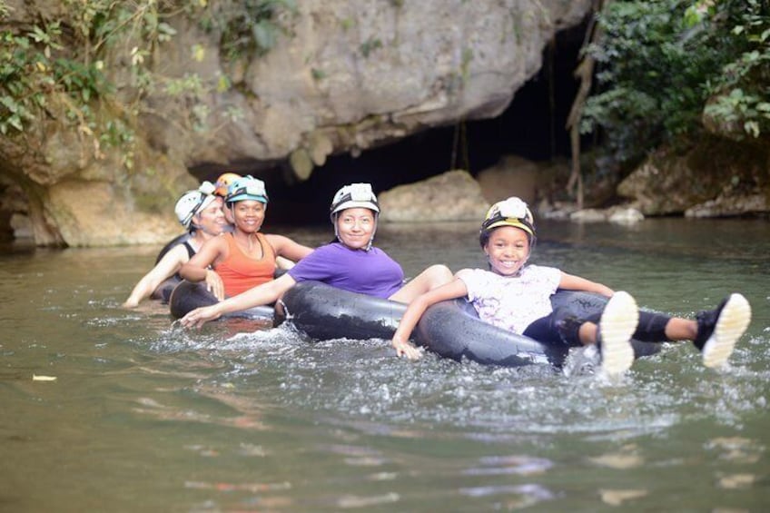 UNIQUE CAVE TUBING Expedition at Ian Anderson's Caves Branch Jungle Lodge