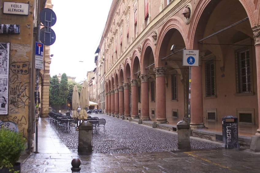 Private & Personalized: Half Day in Bologna with a Local