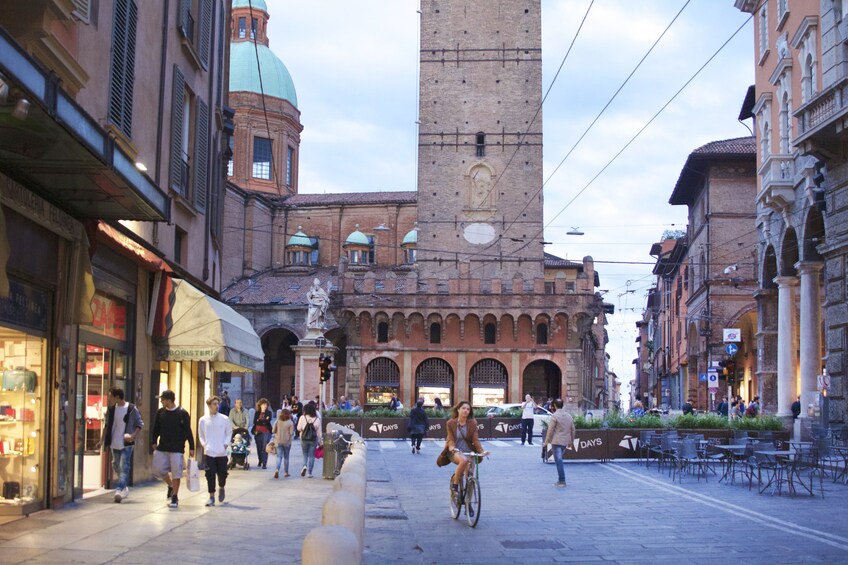 Private & Personalized: Half Day in Bologna with a Local