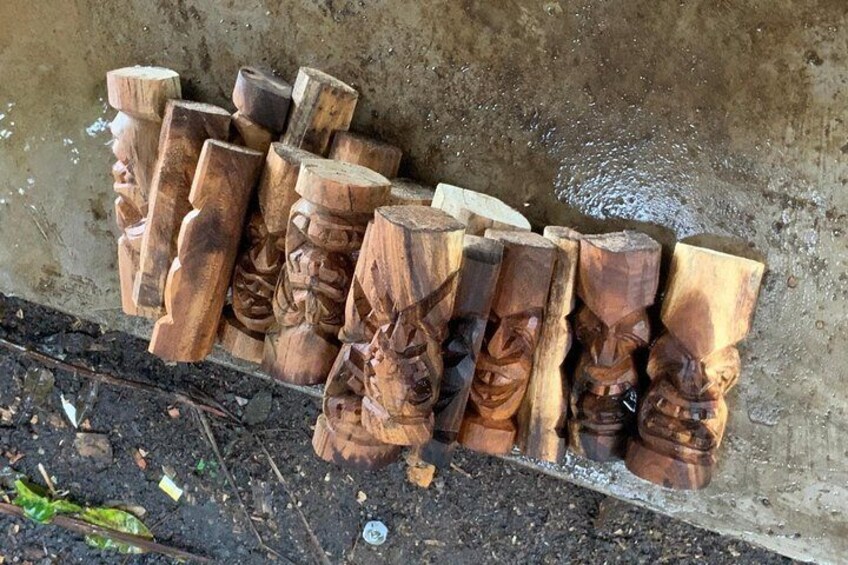 Polynesian Carving Tour