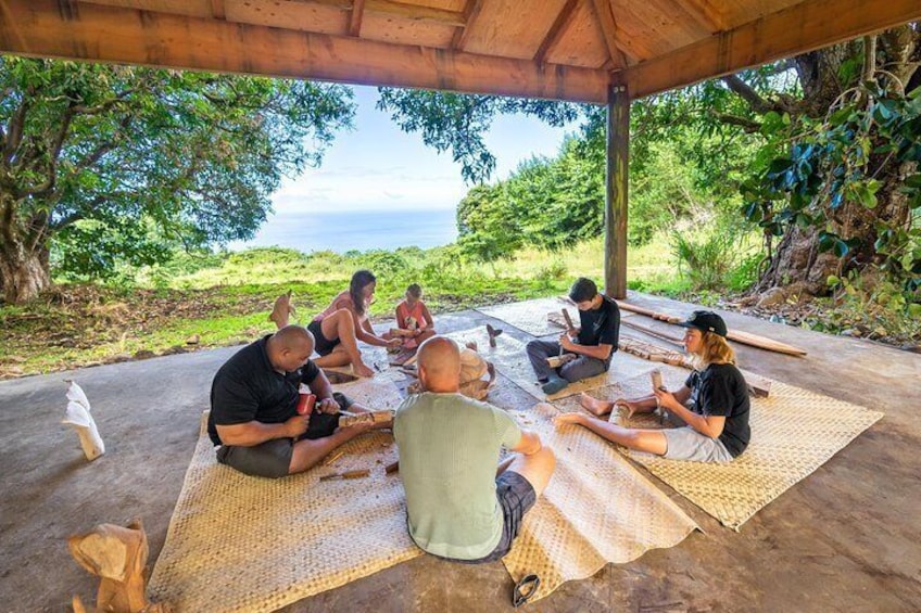 Polynesian Carving Tour