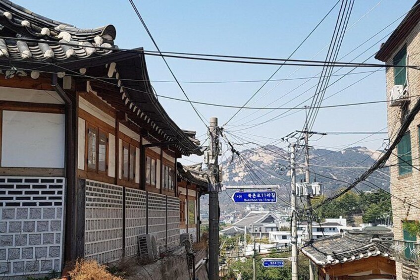 Morning Walking Tour: Gyeongbokgung Palace and Bukchon Hanok Village