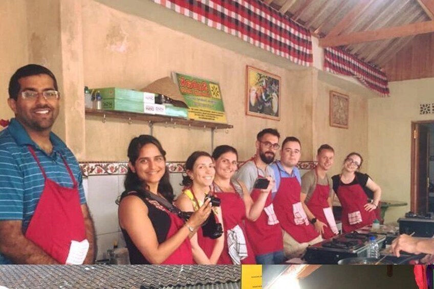Afternoon Cooking Class and visit local rice field