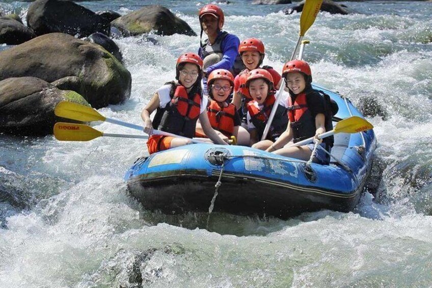 Private Yogyakarta Elo River Rafting - Dutch / Italian / French / English Guide