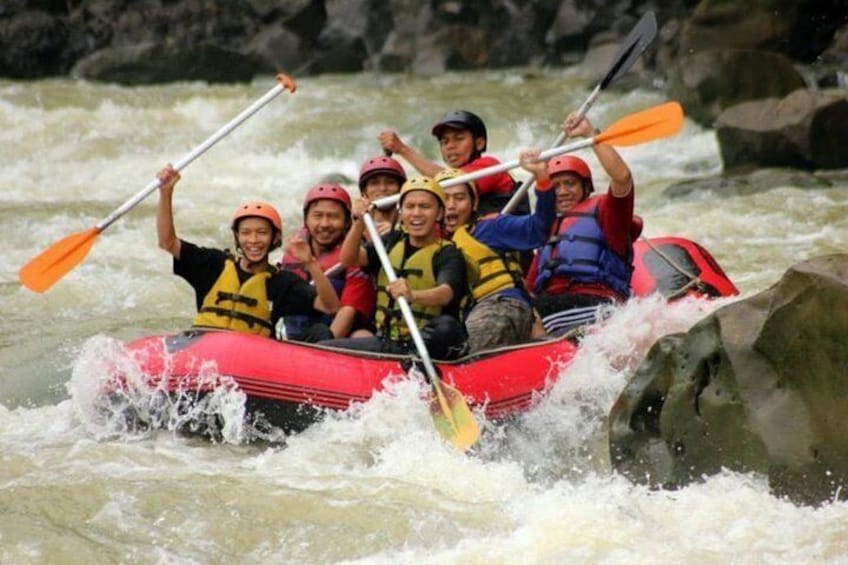 Private Yogyakarta Elo River Rafting - Dutch / Italian / French / English Guide