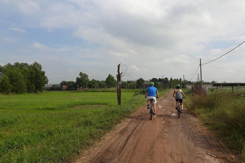 Experience Cu Chi Village and hidden tunnels by bikes