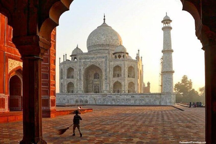 Same Day Agra Tour From Chennai with Return Flights