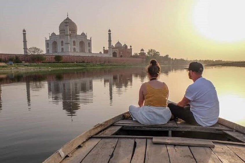 Same Day Agra Tour From Chennai with Return Flights