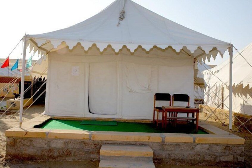 A Night in Thar Desert – Unforgettable Luxury Camel Safari
