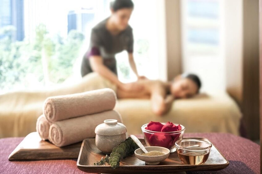 Ayurvedic Herbal Spa Massage at Viet Spa