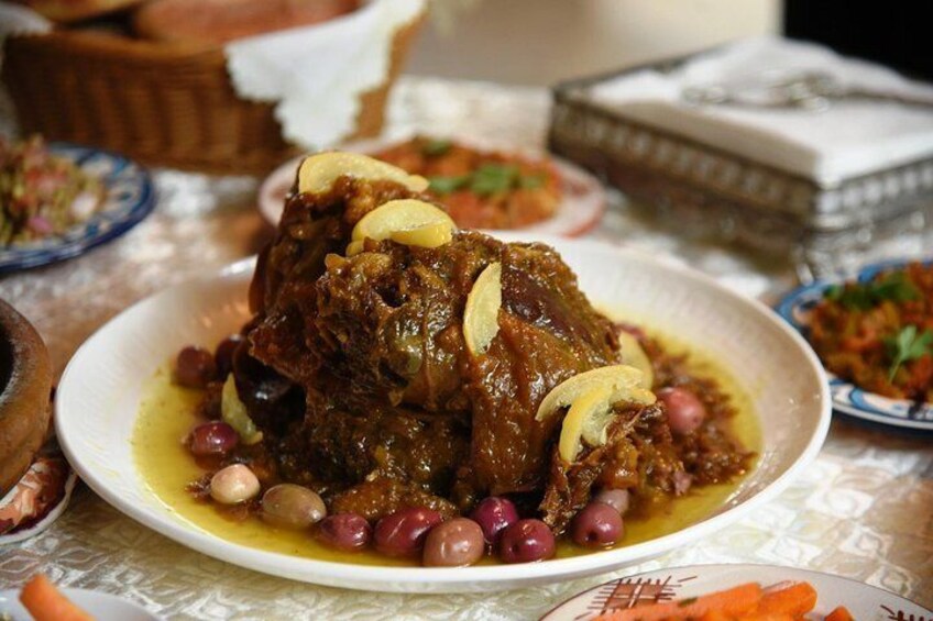 Private Market Tour and Cooking Class with a Casablanca Local with Transfers