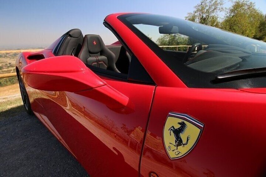 Ferrari Portofino - Test Drive in Maranello