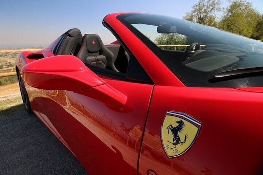 Ferrari Portofino - Test Drive in Maranello