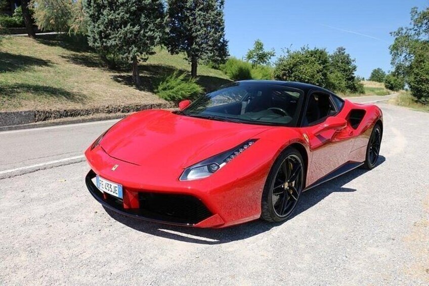 Ferrari Portofino - Test Drive in Maranello