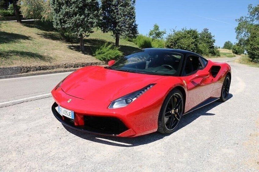 Ferrari Portofino - Test Drive in Maranello