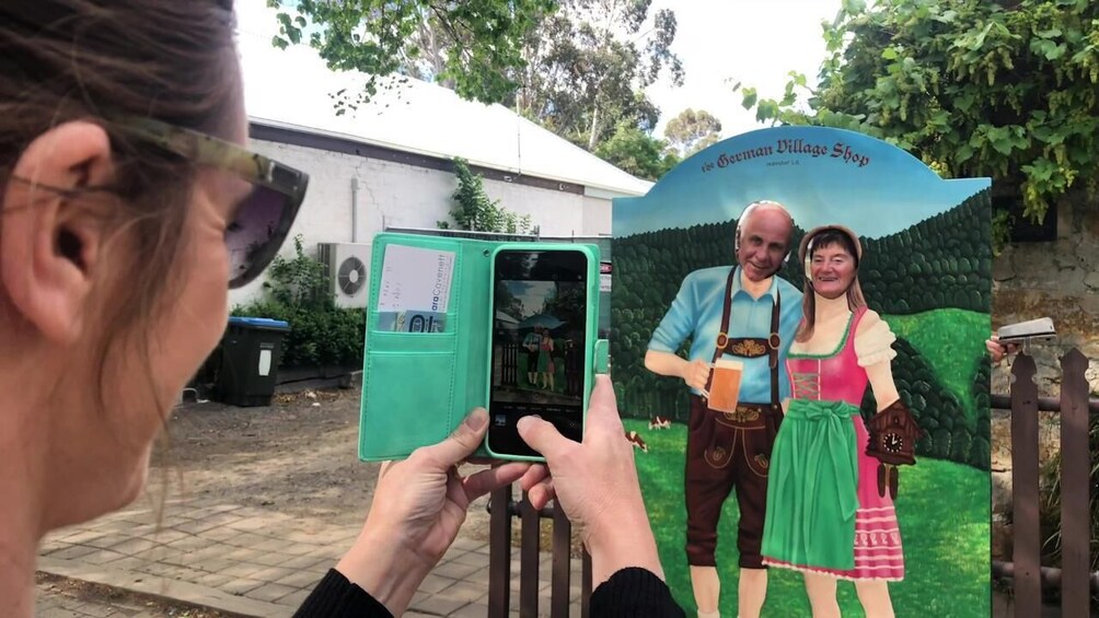 McLaren Vale Wine Tasting & Glenelg Beach Tour from Adelaide