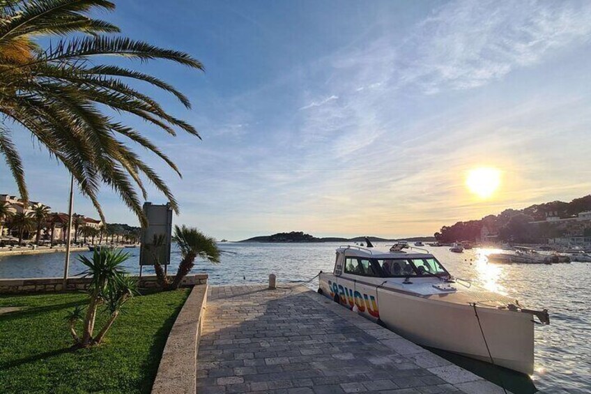 Private Boat tour with luxury cabin boat from Split and Brac