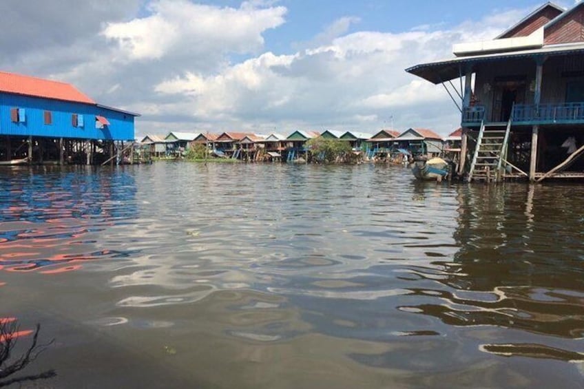 Kompong Phluk Floating Village 